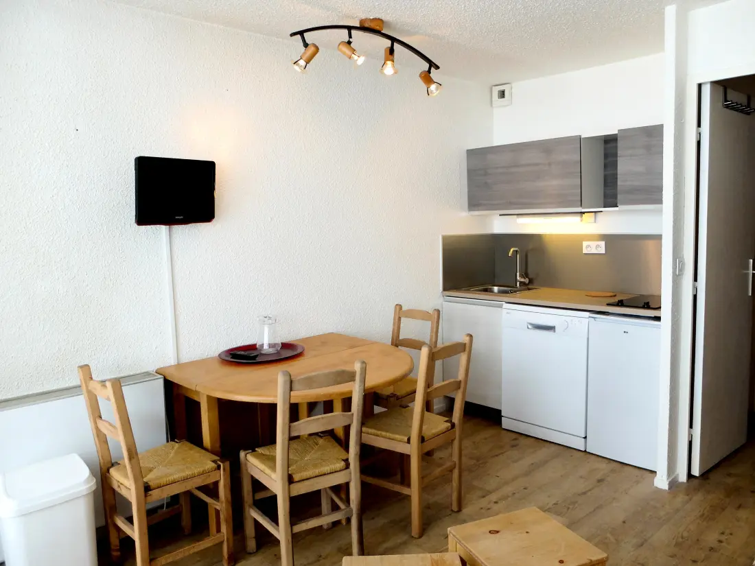 Home Club Residence