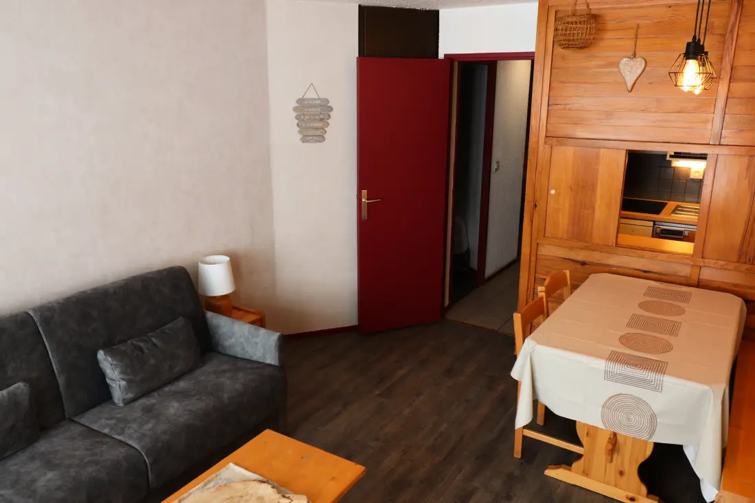 Home Club Residence