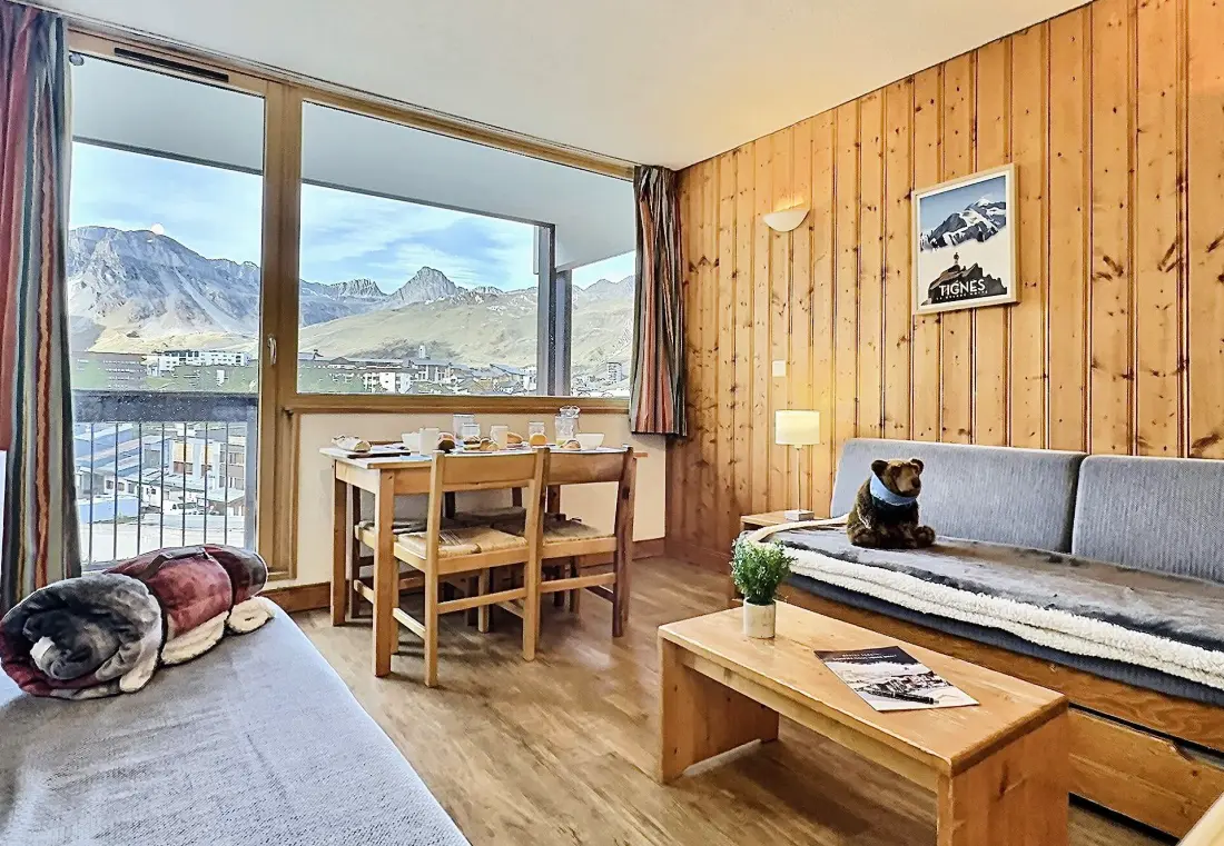 Home Club Residence