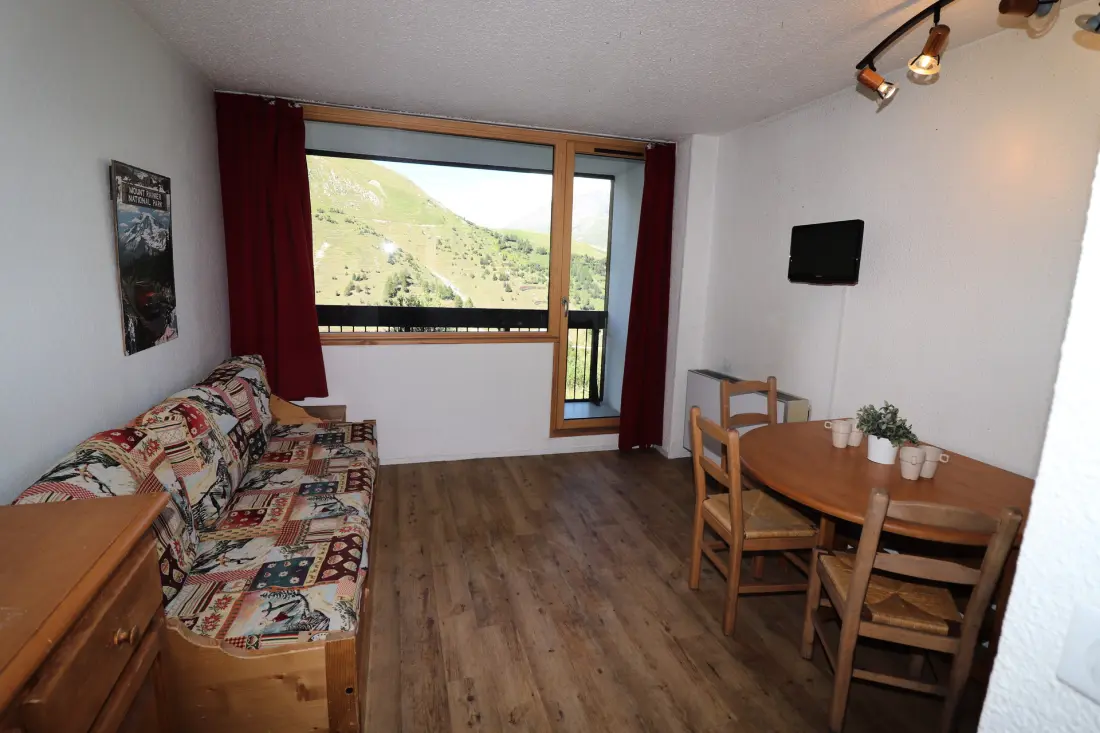 Home Club Residence