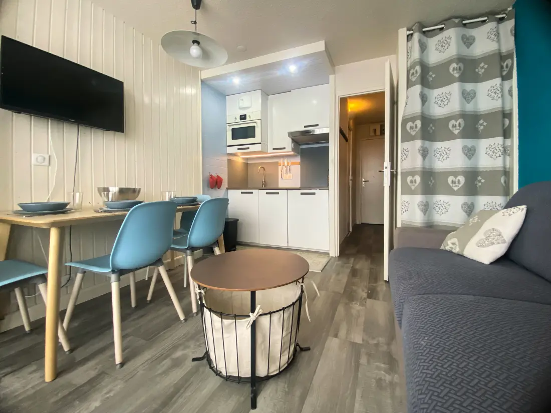 Home Club Residence