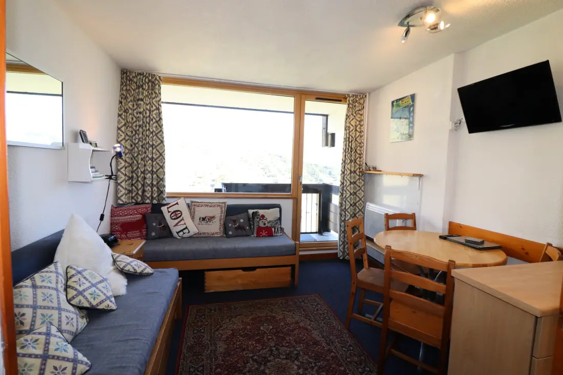 Home Club Residence
