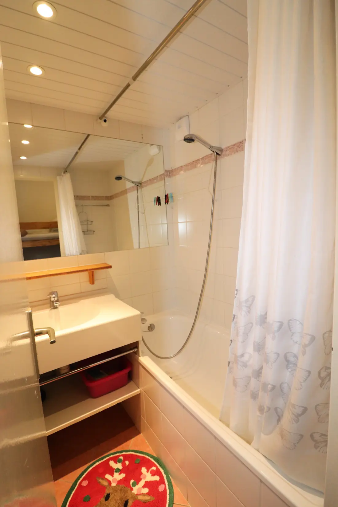 Home Club Residence