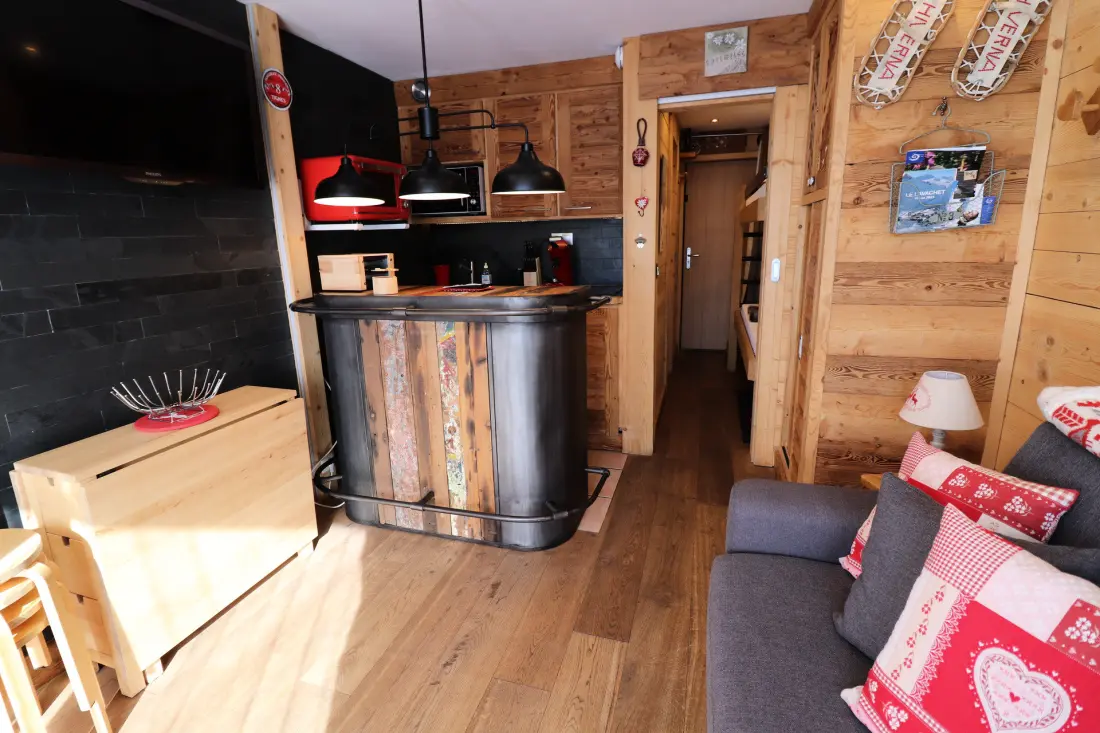 Home Club Residence