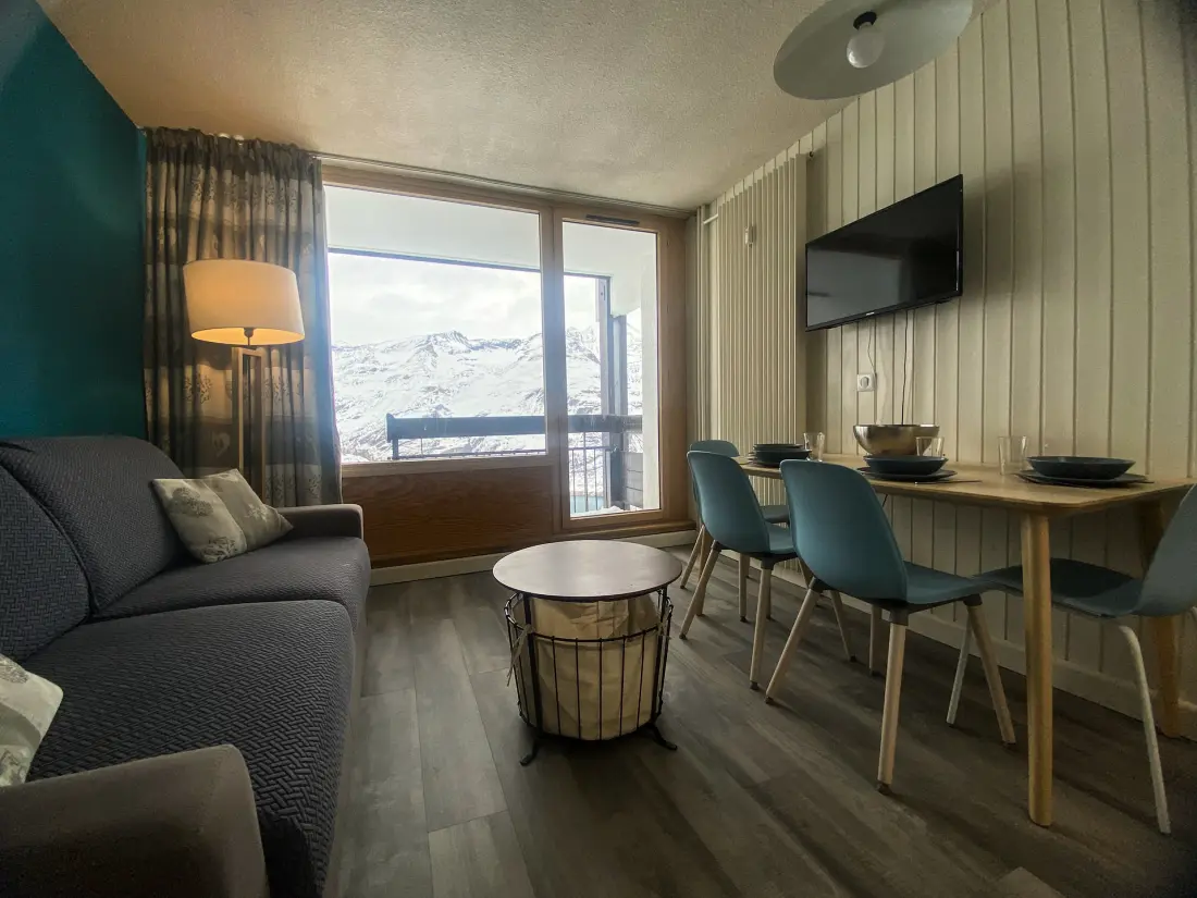 Home Club Residence