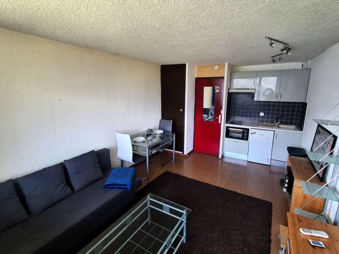 Home Club Residence