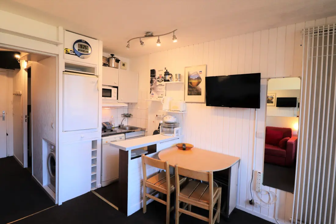 Home Club Residence