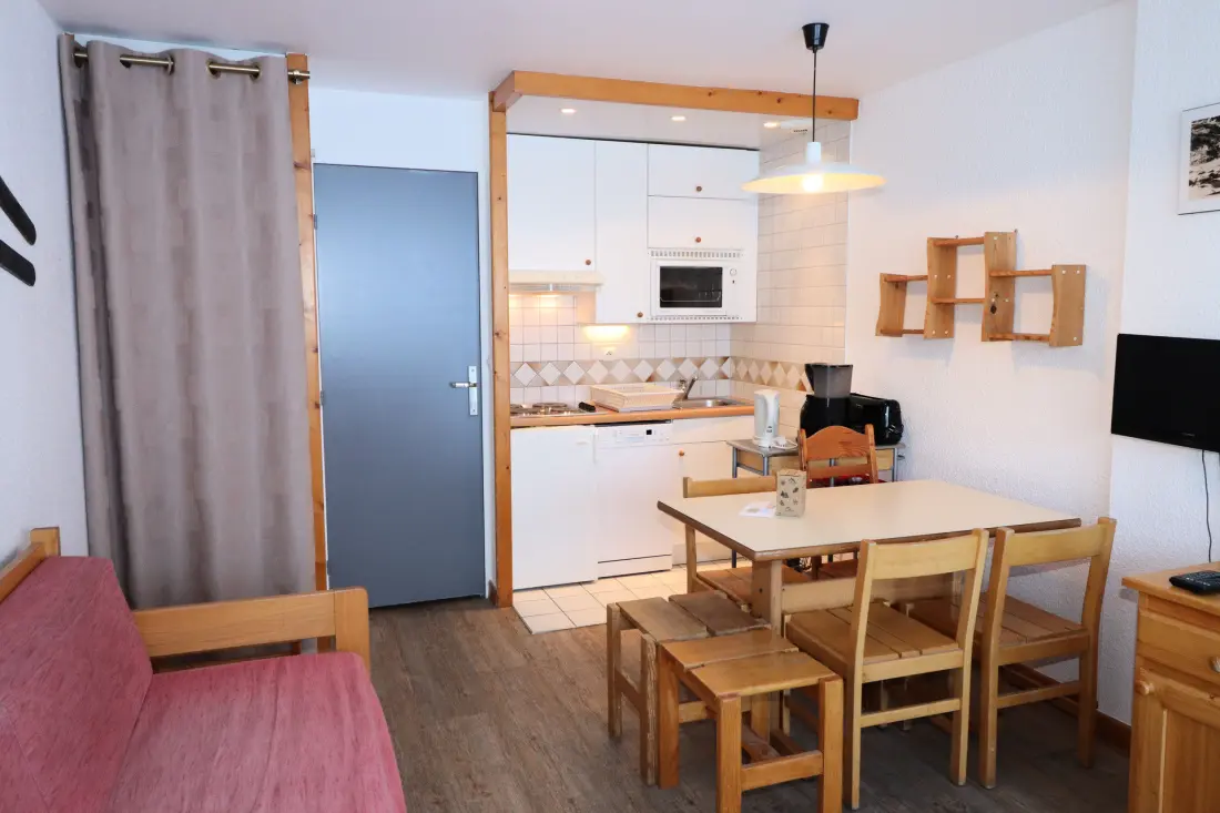 Home Club Residence