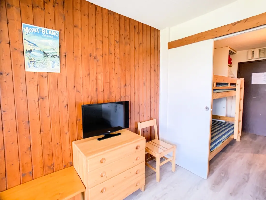 Home Club Residence