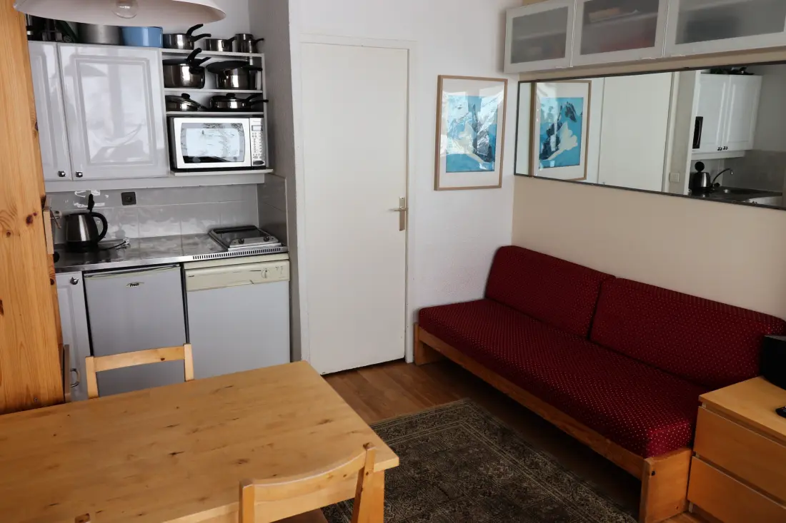 Home Club Residence