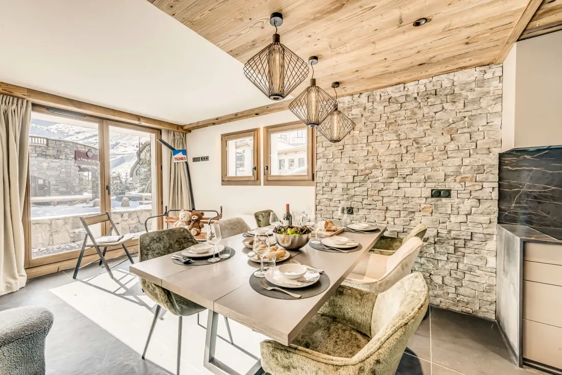 Chalet Club