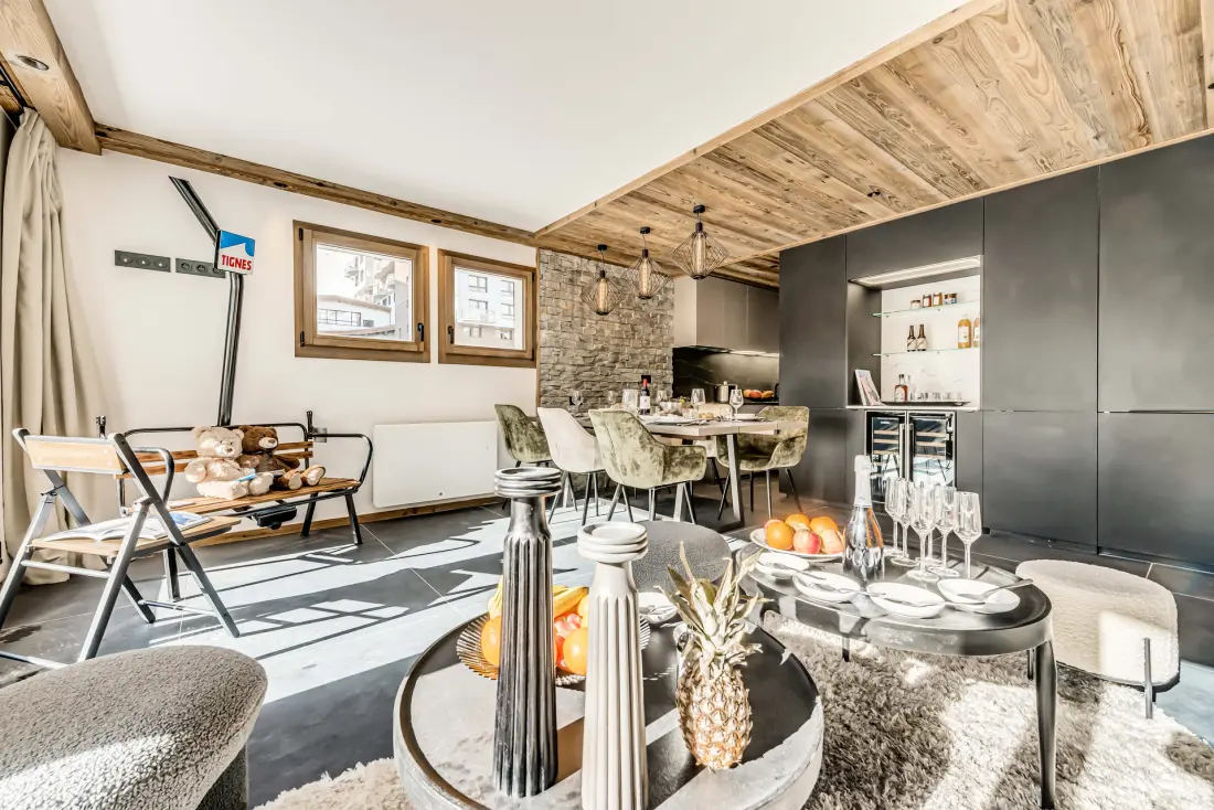 Chalet Club