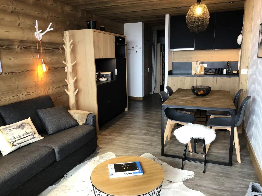 Curling A Tour Residence