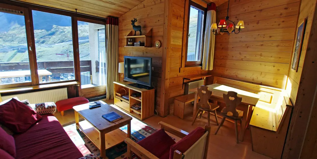 Curling A Residence
