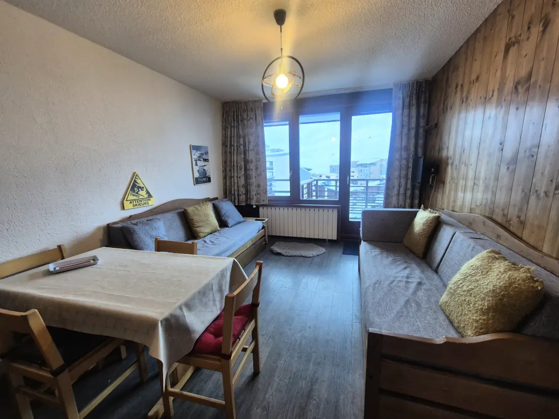 Curling Residence B1-b2