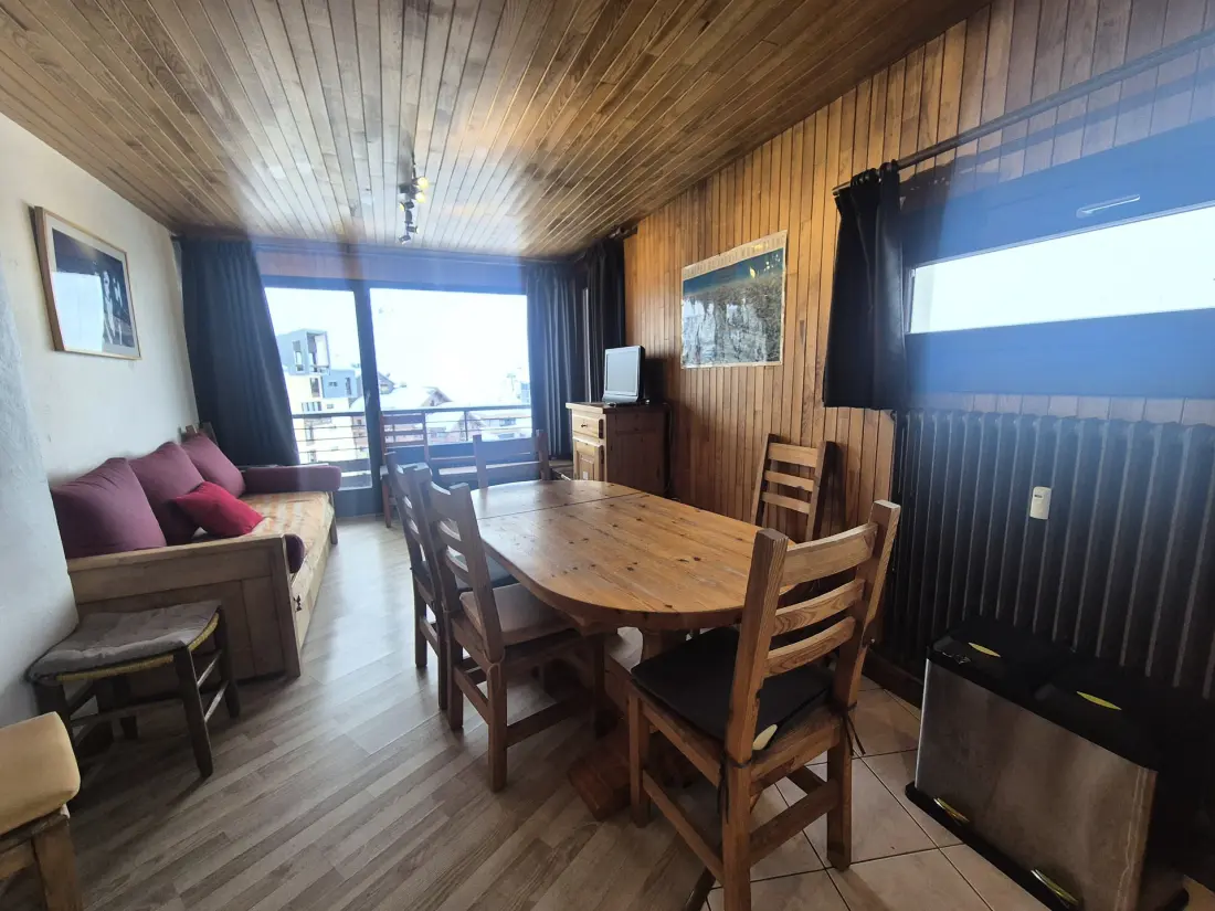 Tufs Residence