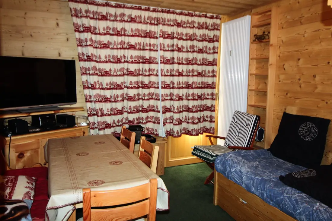 Tufs Residence