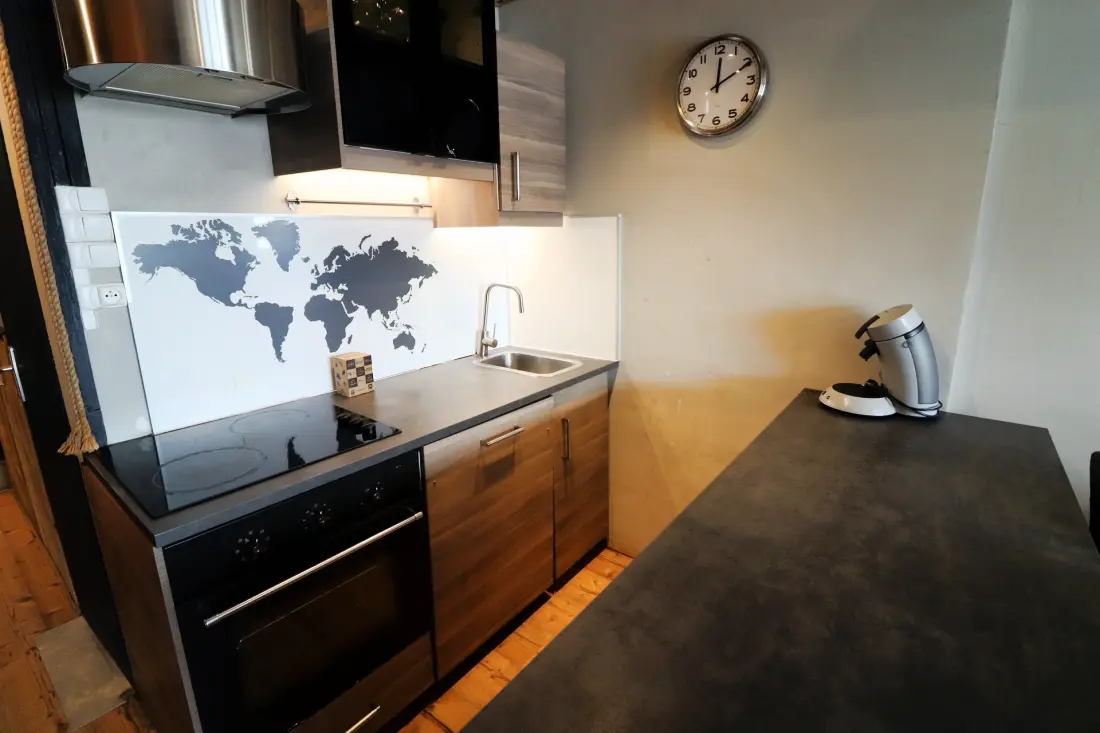 Tufs Residence