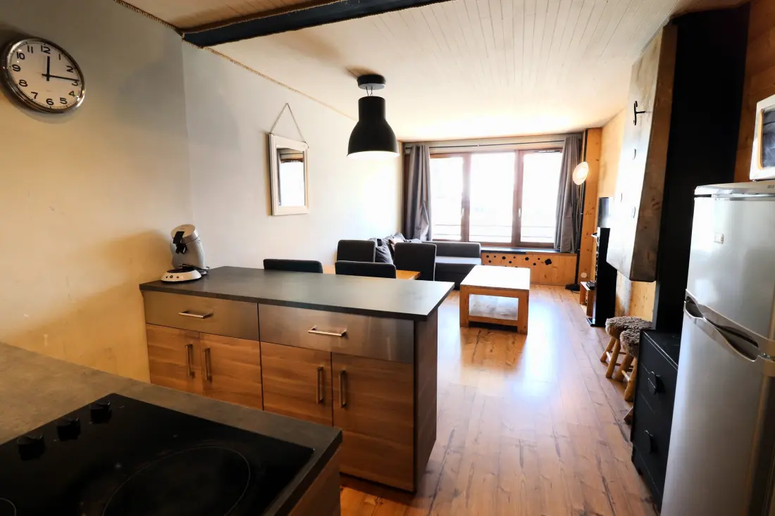 Tufs Residence