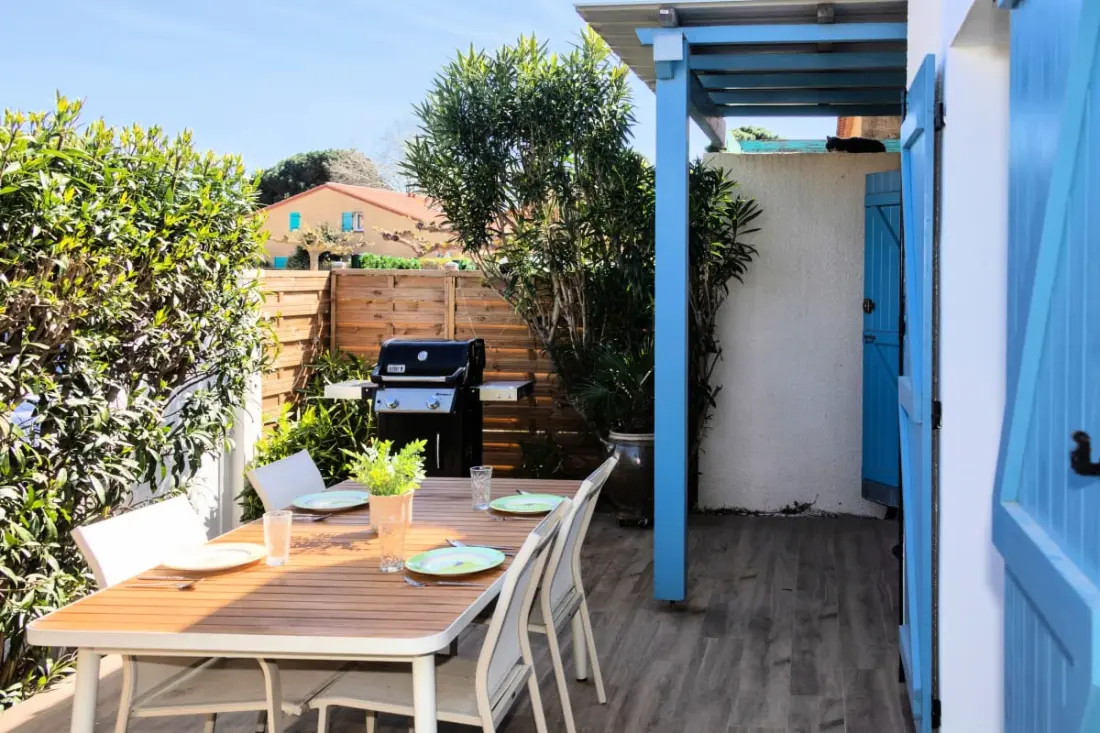 House Garden & Terrace, Torreilles