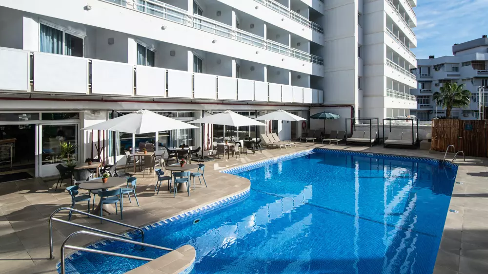 Hôtel Pierre & Vacances Costa Málaga (recommandé pour les adultes) 4 étoiles★★★★