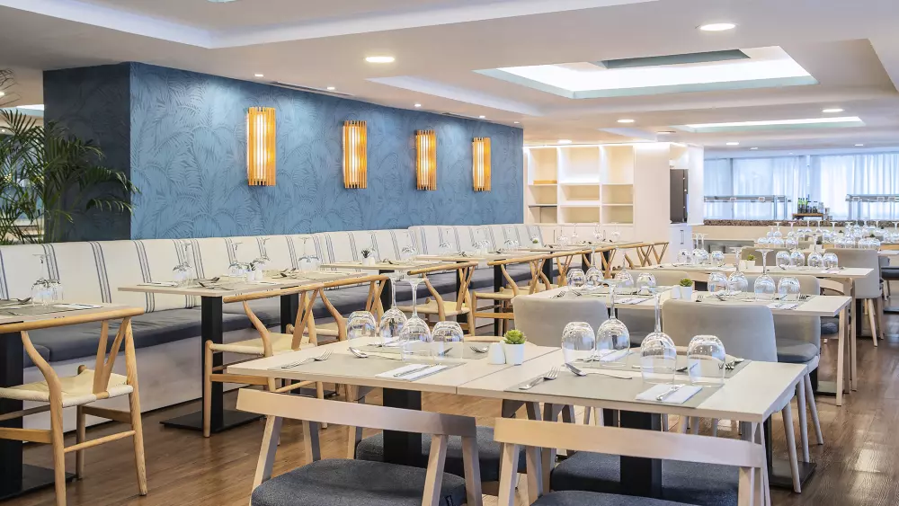 Hôtel Pierre & Vacances Costa Málaga (recommandé pour les adultes) 4 étoiles★★★★