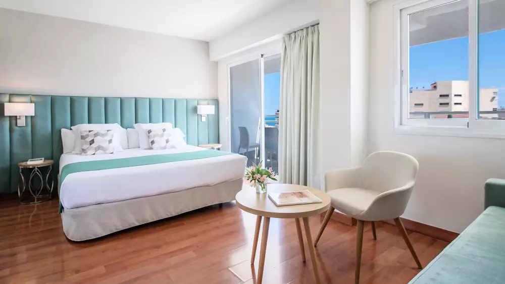 Hôtel Pierre & Vacances Costa Málaga (recommandé pour les adultes) 4 étoiles★★★★