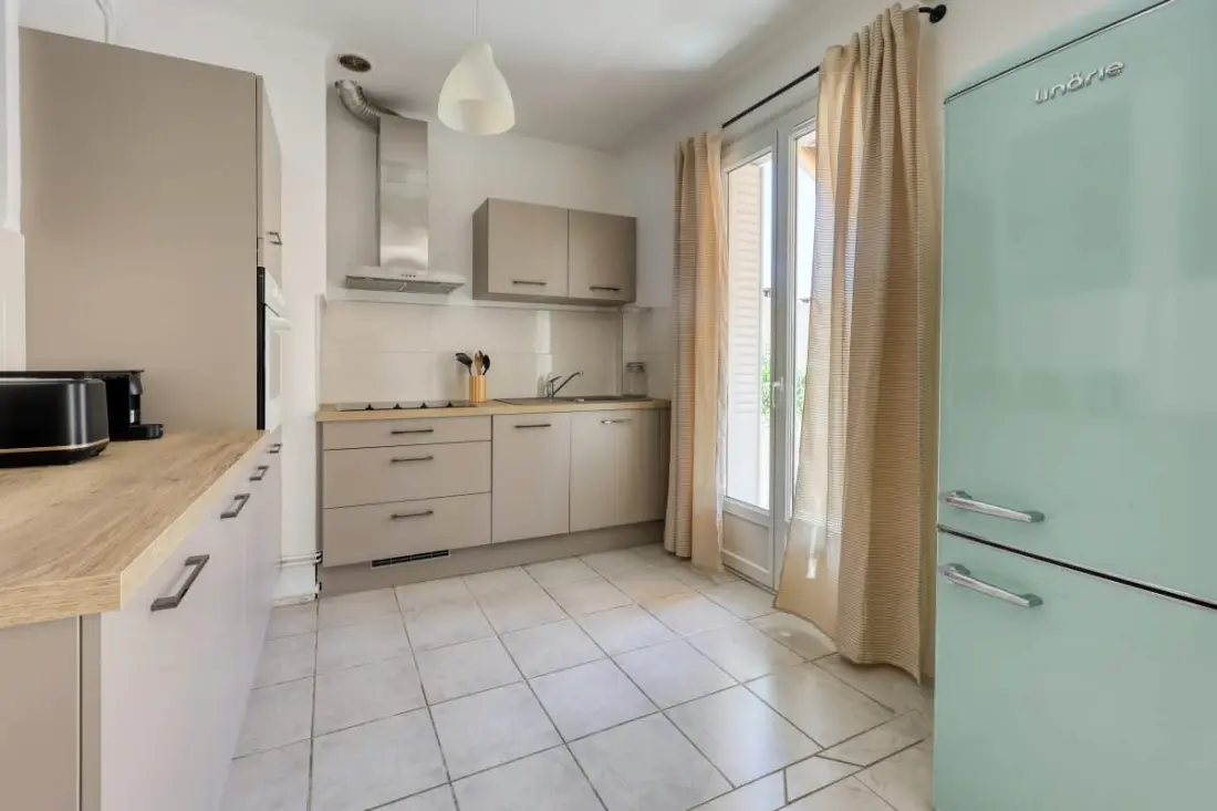 Mouillon Soleil & Terrace -