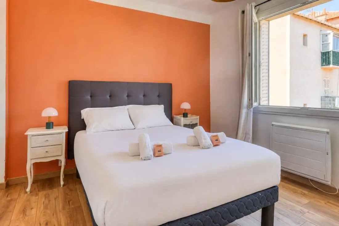 Mouillon Soleil & Terrace -
