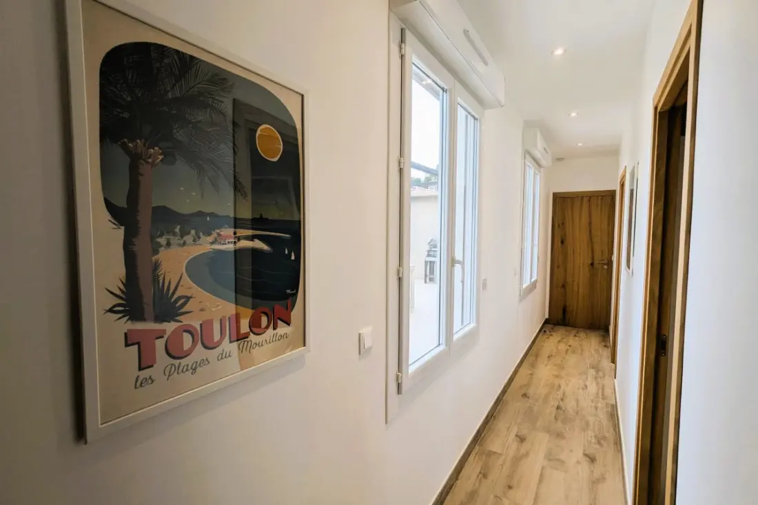 Penthouse with Large Terrace, 2 steps from Beaches