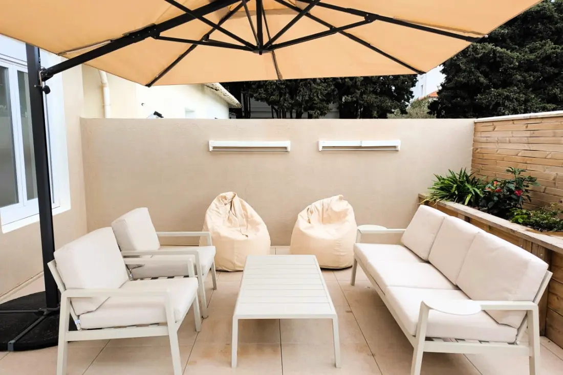 Penthouse with Large Terrace, 2 steps from Beaches