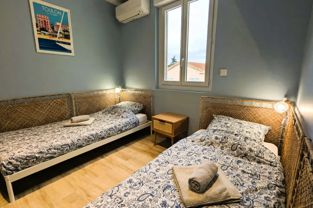 Penthouse with Large Terrace, 2 steps from Beaches