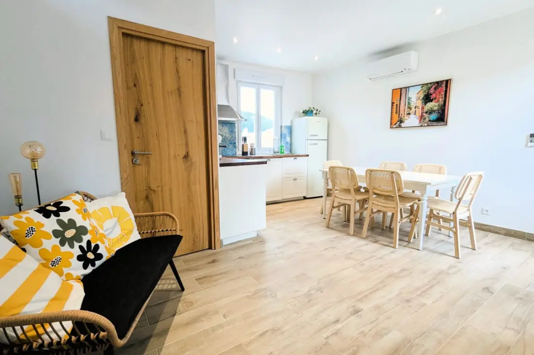 Penthouse with Large Terrace, 2 steps from Beaches