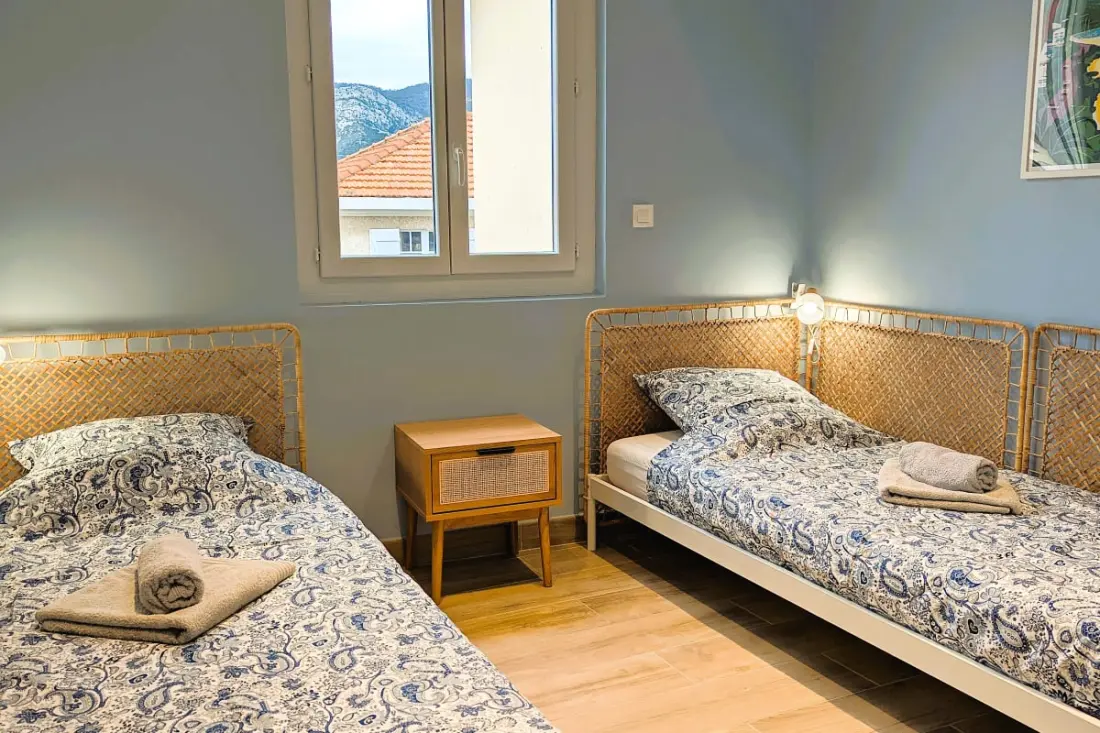 Penthouse with Large Terrace, 2 steps from Beaches