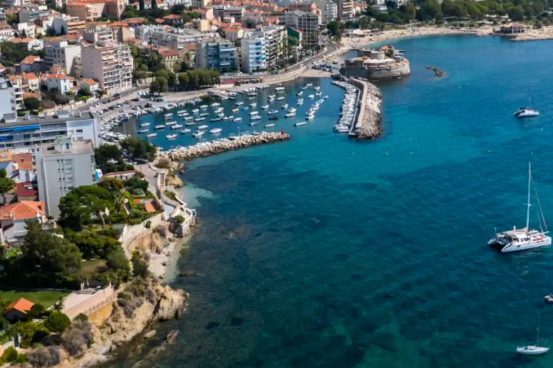 Studio at 50 M De La Mer Au Mouillon, Toulon