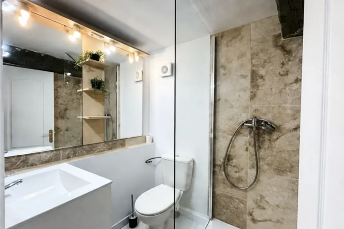 Studio Au Coeur De Toulon For 2 Travelers