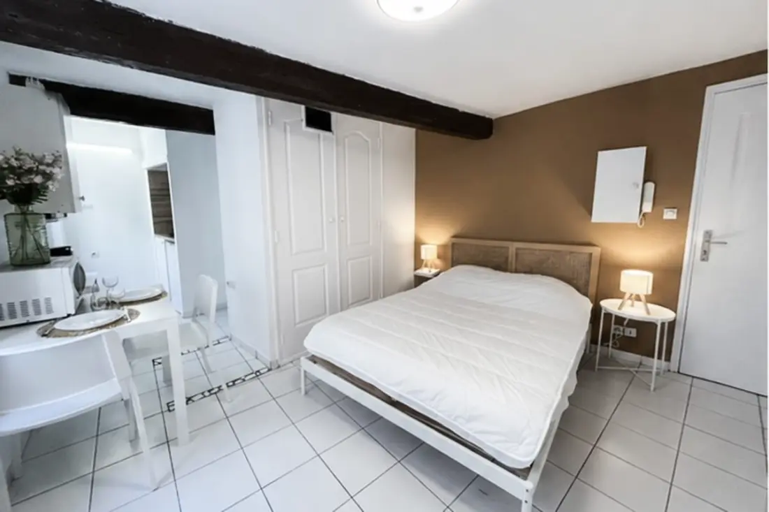 Studio Au Coeur De Toulon For 2 Travelers