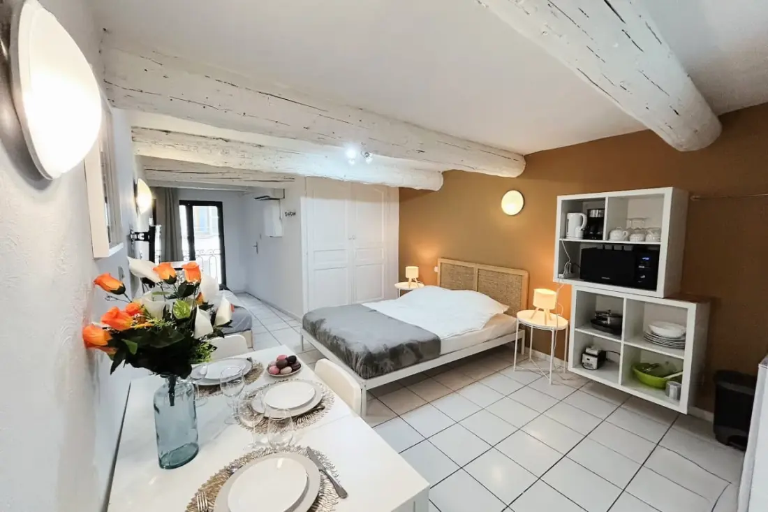 Studio Near Port And Shops