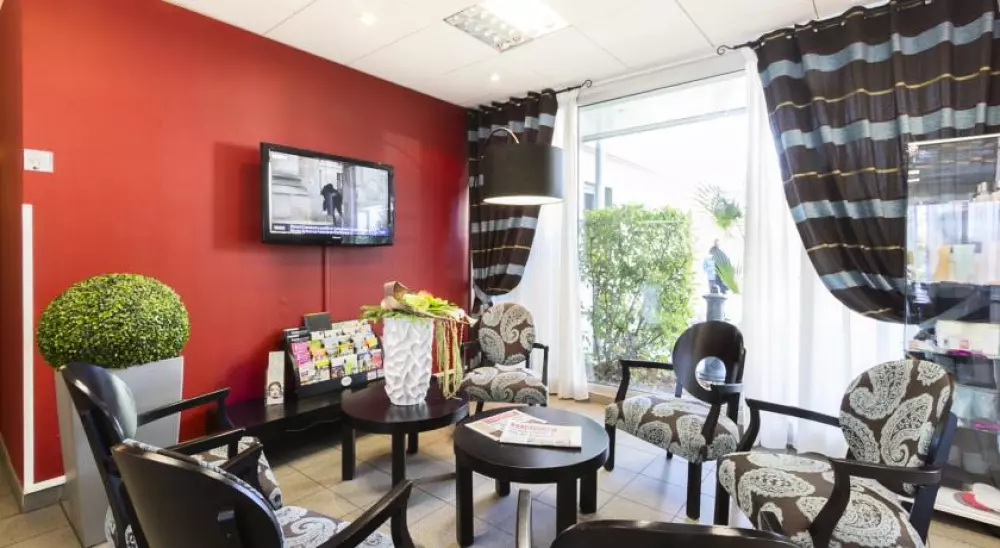 Néméa Appart'Hôtel Toulouse Saint Martin3 étoiles★★★