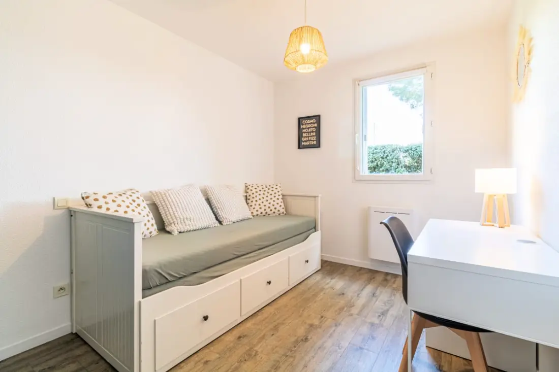 Le Diamant - világos apartman úszómedencével