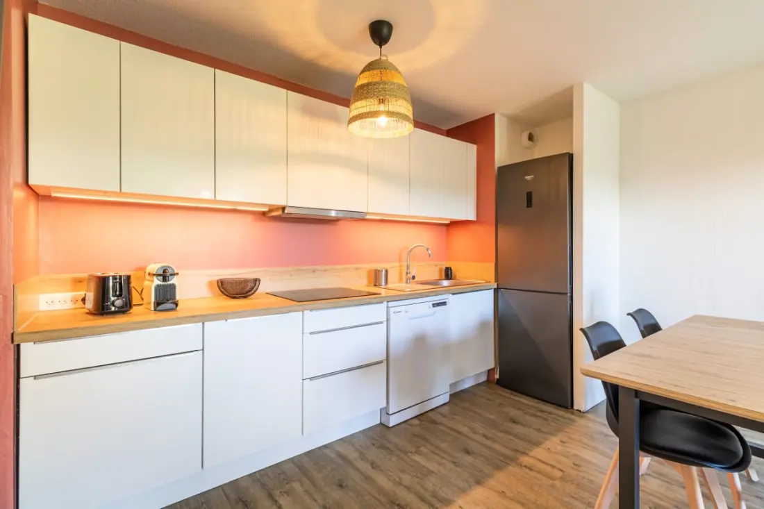 Le Diamant - világos apartman úszómedencével