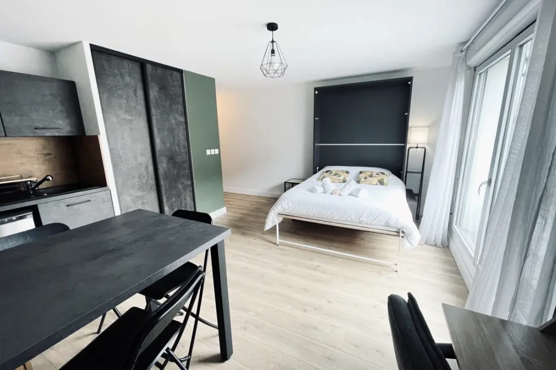 Modern Studio Balcony és Wifi Toulouse