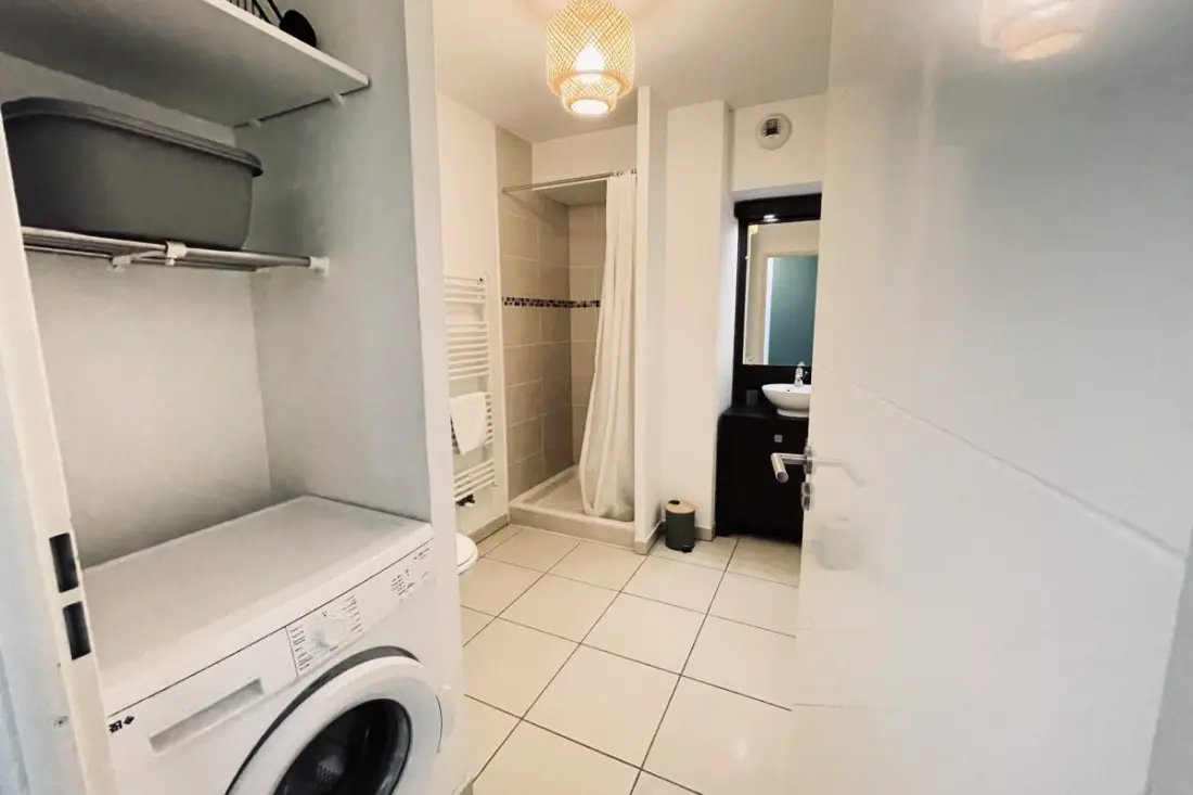 Modern Studio Balcony és Wifi Toulouse