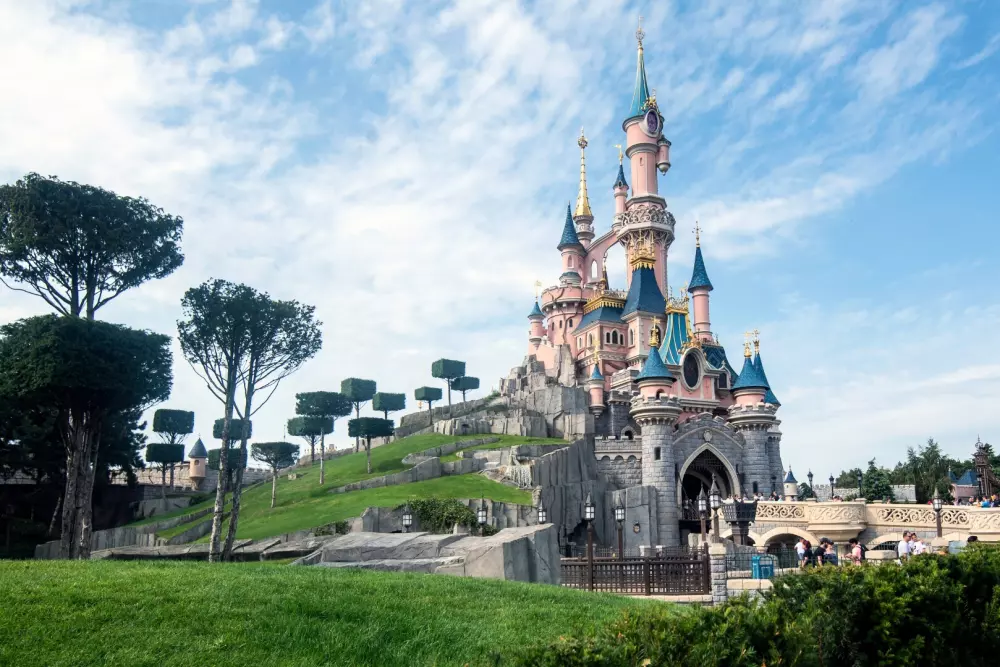 Camping Country Park - Touquin 4 étoiles★★★★