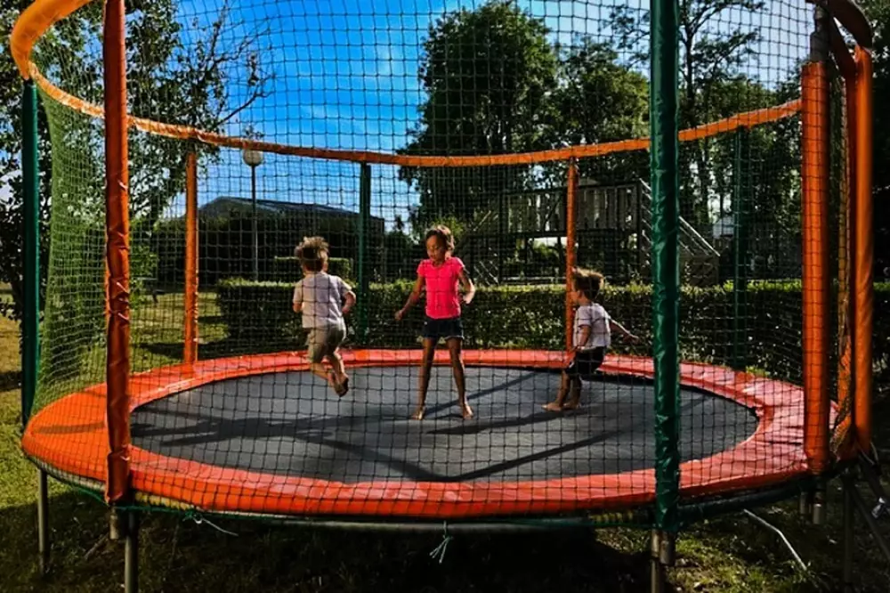 Camping Country Park - Touquin 4 étoiles★★★★