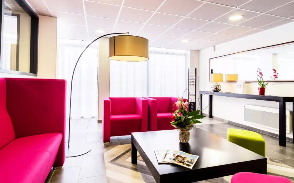 Néméa Aparthotel Résidence Le Quai Victor in Tours3 Sterne★★★