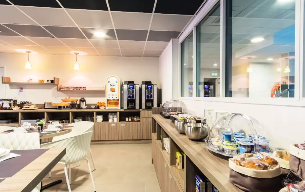 Néméa Aparthotel Résidence Le Quai Victor in Tours3 Sterne★★★