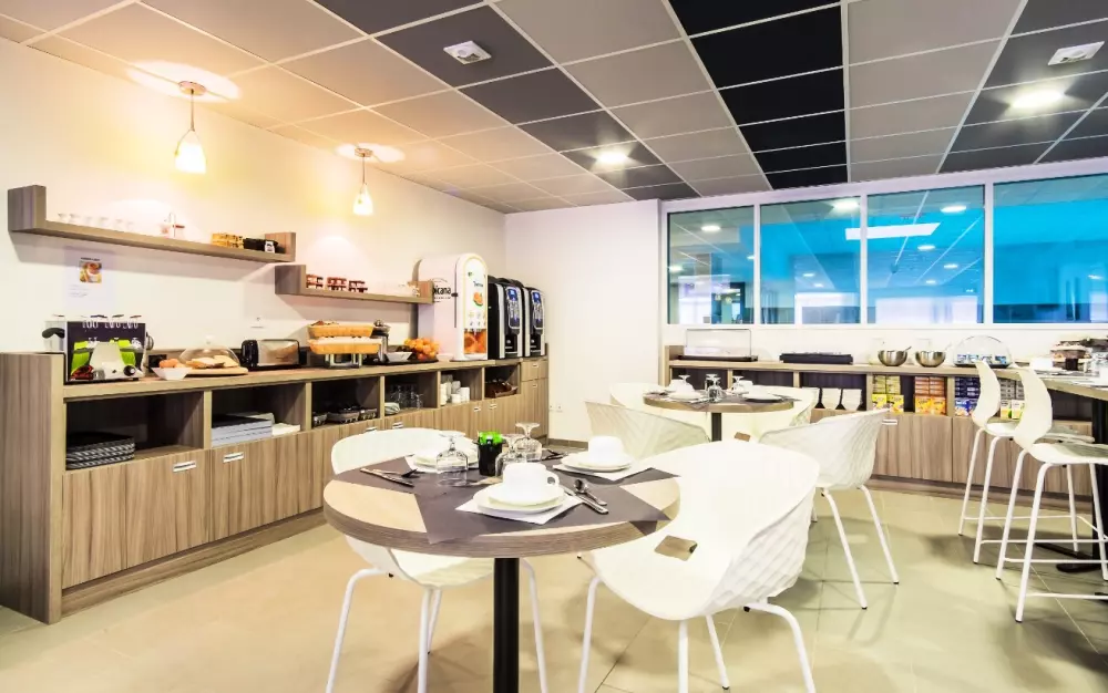 Néméa Aparthotel Résidence Le Quai Victor in Tours3 Sterne★★★