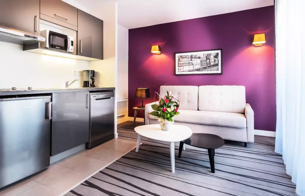 Néméa Aparthotel Résidence Le Quai Victor in Tours3 Sterne★★★