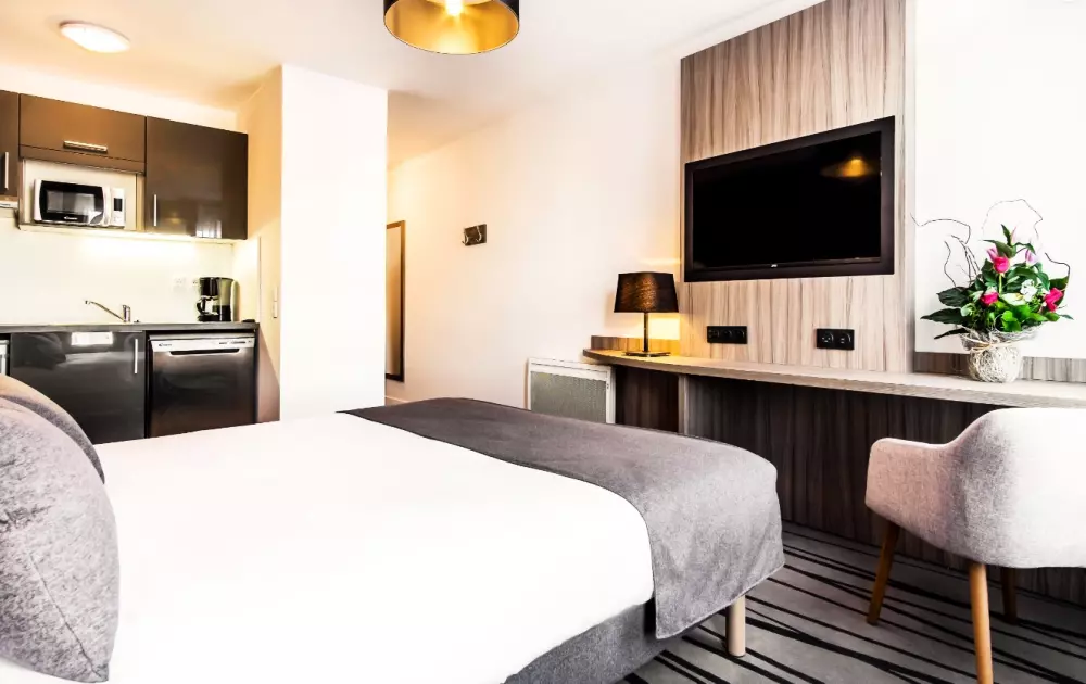 Néméa Aparthotel Résidence Le Quai Victor in Tours3 Sterne★★★